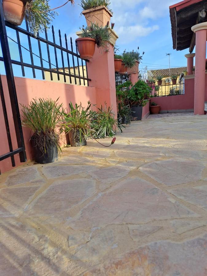 Kanálion Spiros Corfu Apartment מראה חיצוני תמונה